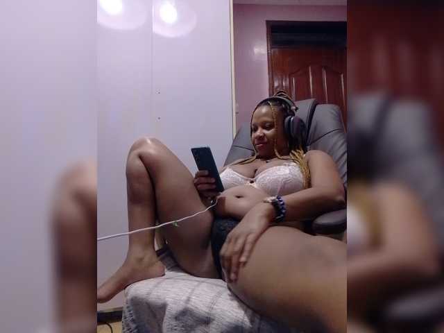 CandyLove live cam on BongaCams