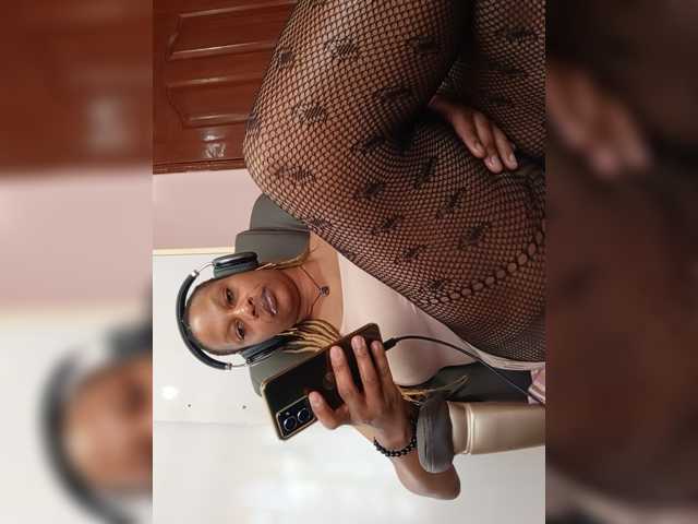 CandyLove live cam on BongaCams