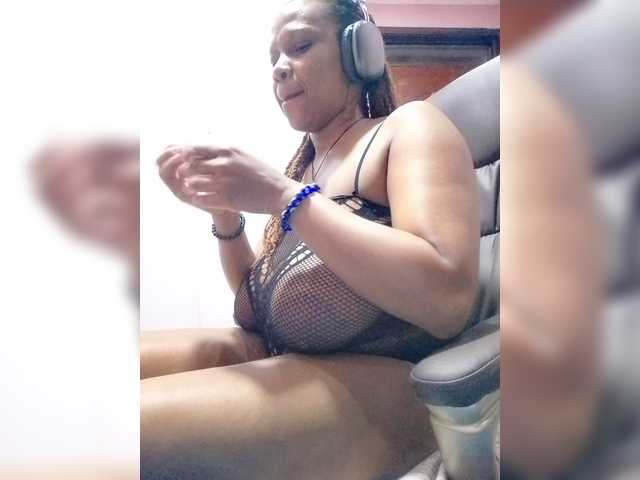 CandyLove live cam on BongaCams