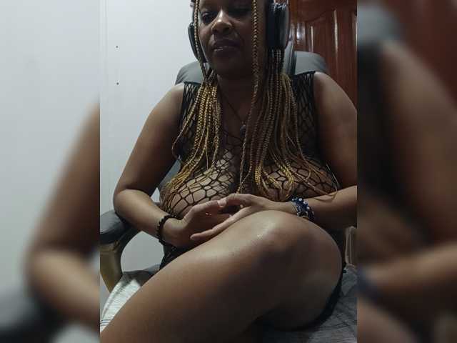CandyLove live cam preview
