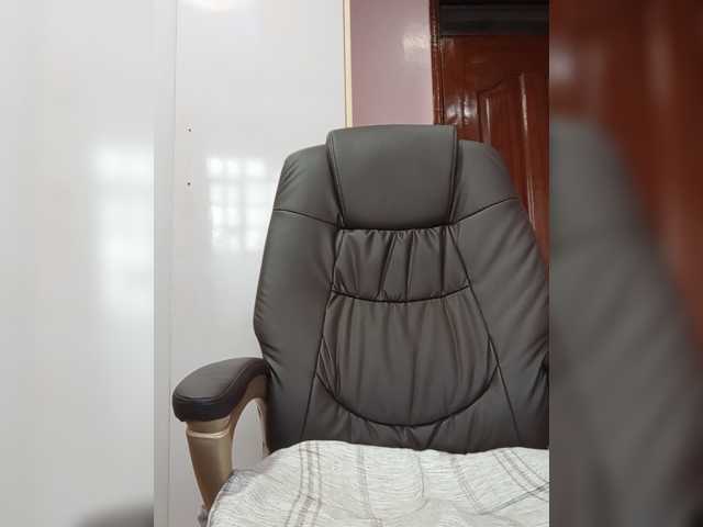 CandyLove, en vivo ahora en BongaCams