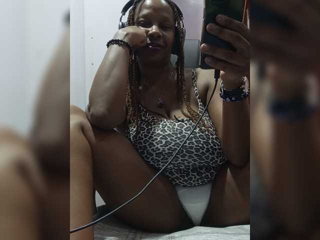 CandyLove live cam on BongaCams