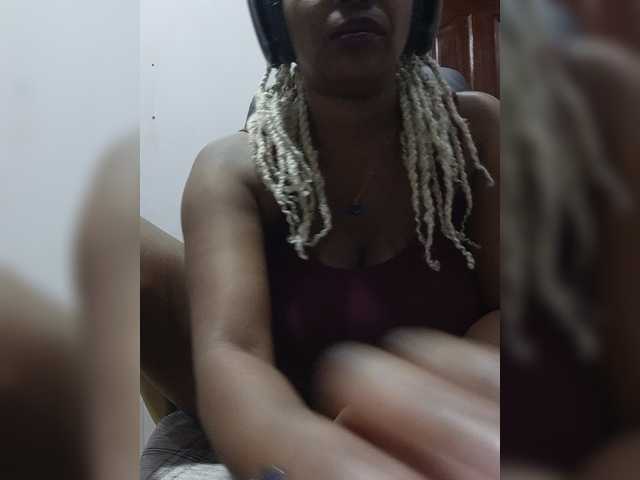 CandyLove live cam on BongaCams