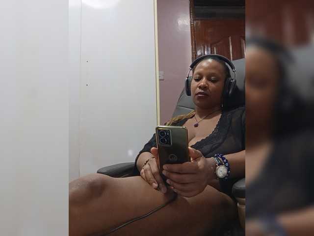 CandyLove live cam on BongaCams