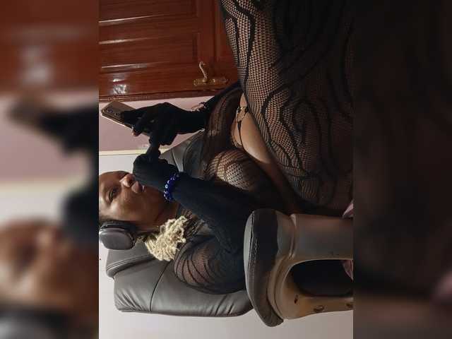 CandyLove live cam on BongaCams