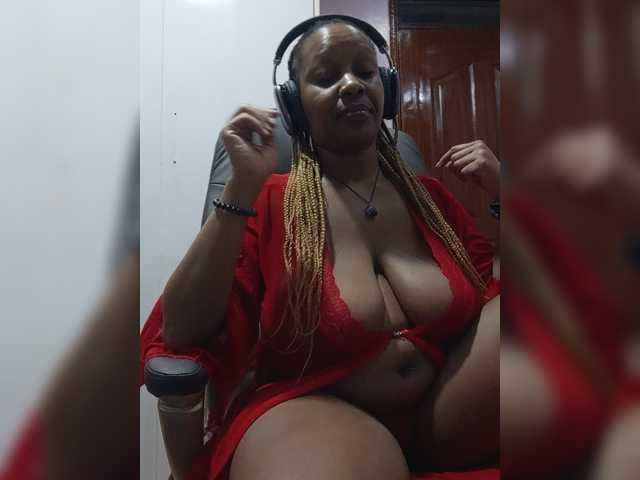 CandyLove live cam on BongaCams