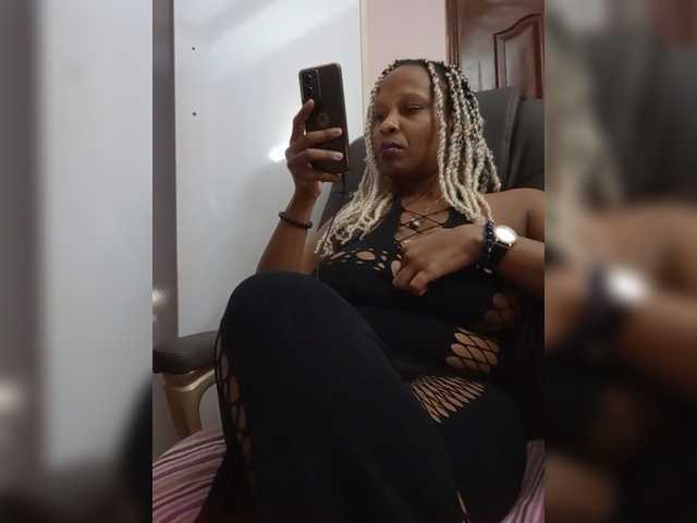 CandyLove live webcam show