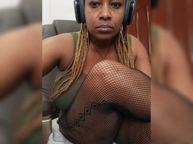 CandyLove live cam on BongaCams