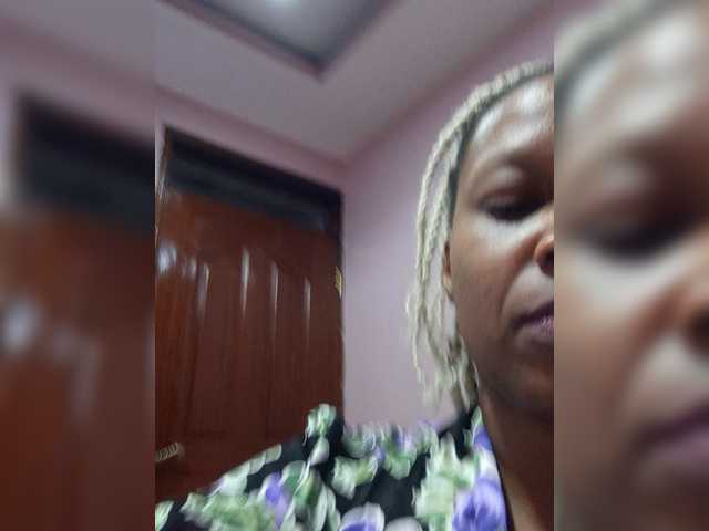 CandyLove live cam on BongaCams
