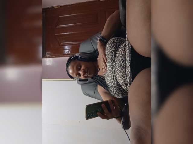 CandyLove live cam on BongaCams