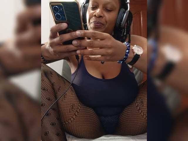CandyLove live cam on BongaCams