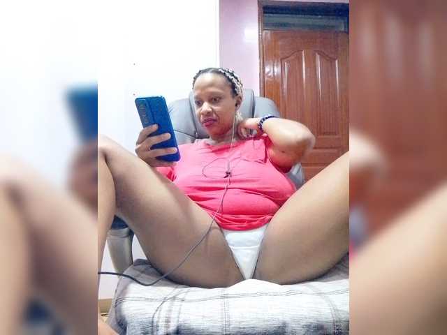 CandyLove live cam on BongaCams