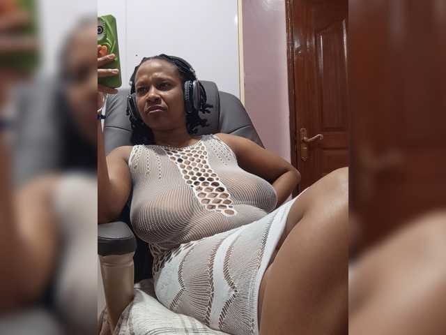 CandyLove live cam on BongaCams