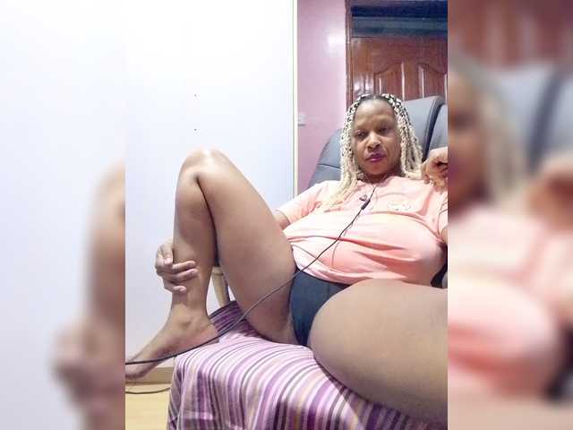 CandyLove live webcam show