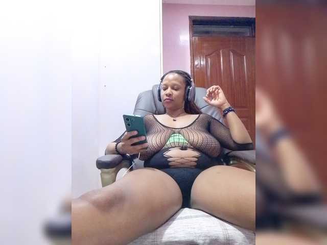 CandyLove live cam on BongaCams