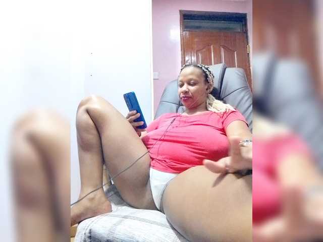 CandyLove live cam on BongaCams