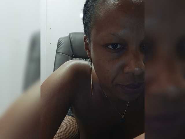 CandyLove live cam on BongaCams
