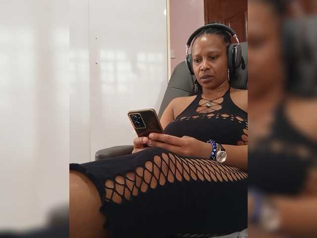 CandyLove live cam on BongaCams