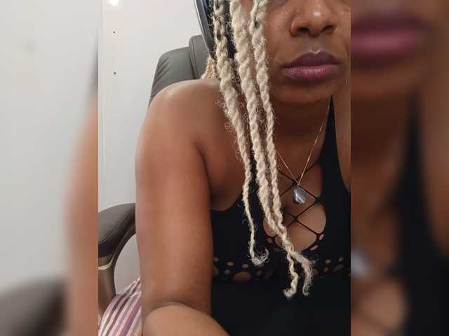 CandyLove live webcam show