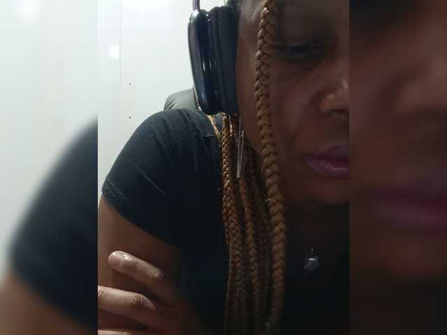 CandyLove live cam on BongaCams