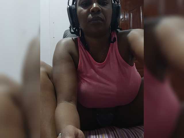 CandyLove live cam on BongaCams