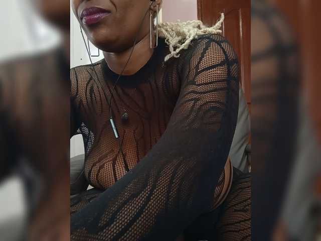 CandyLove live cam on BongaCams