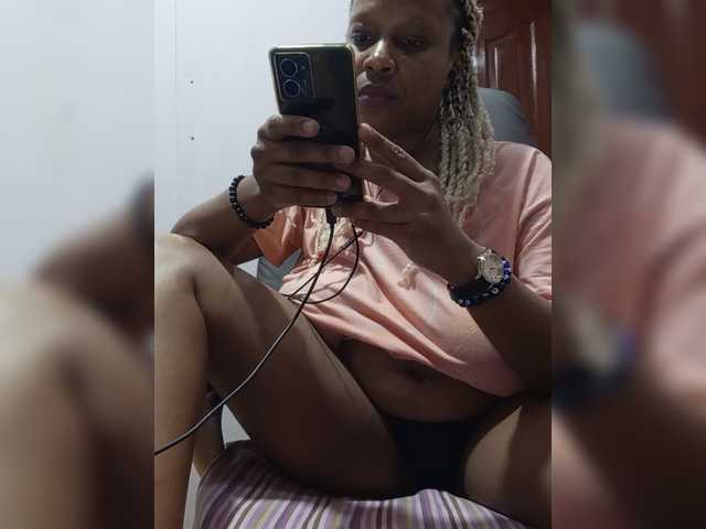 CandyLove live webcam show