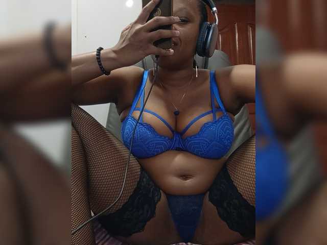CandyLove live cam on BongaCams