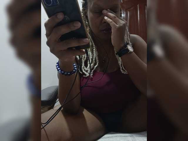 CandyLove live cam on BongaCams
