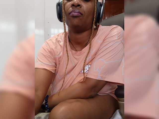 CandyLove live cam on BongaCams