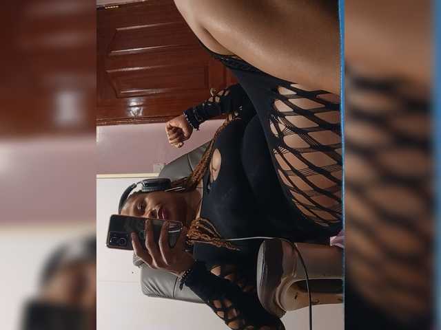 CandyLove live cam on BongaCams
