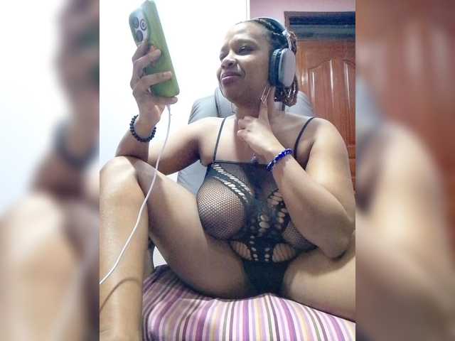 CandyLove live cam on BongaCams