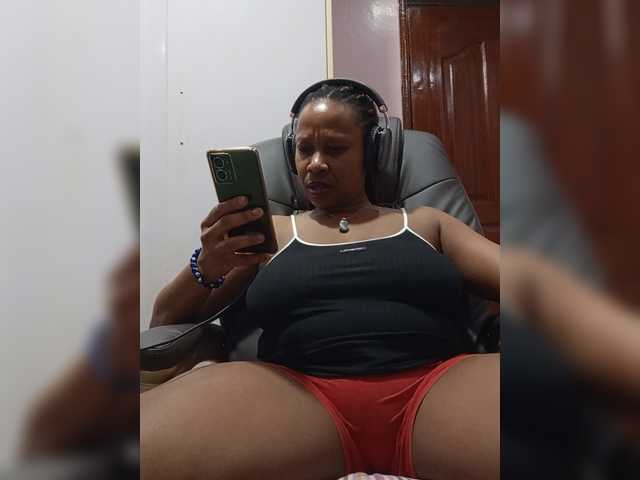 CandyLove live cam on BongaCams