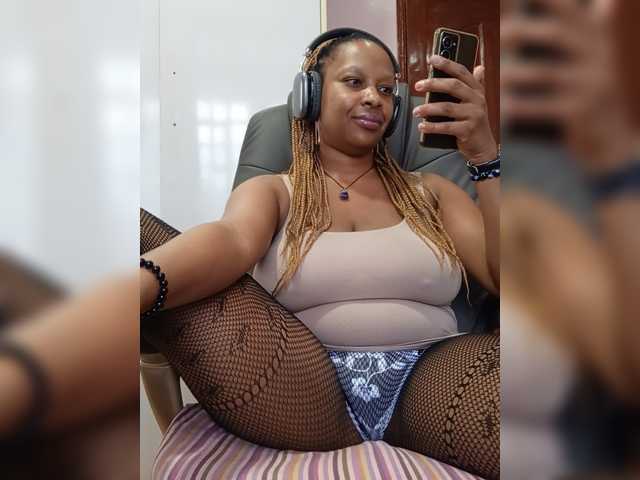 CandyLove live cam on BongaCams
