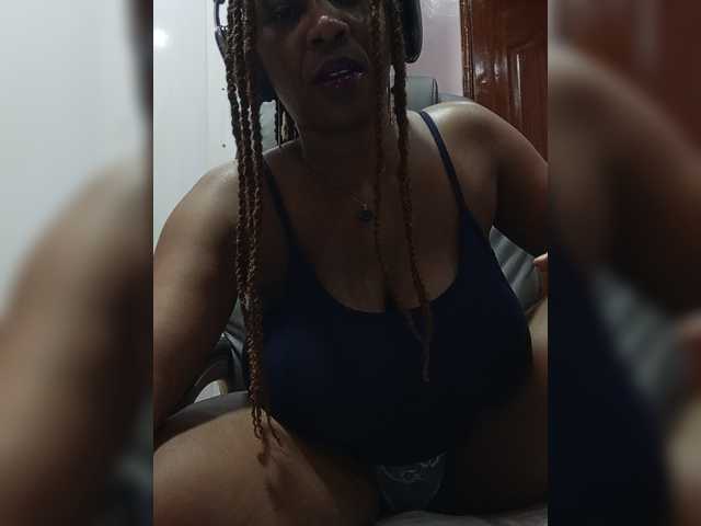 CandyLove live cam on BongaCams