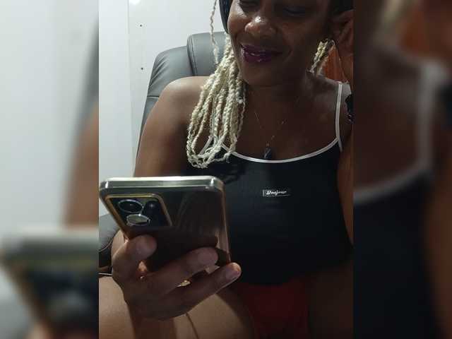 CandyLove live cam on BongaCams