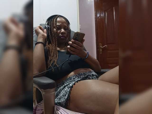 CandyLove live cam on BongaCams