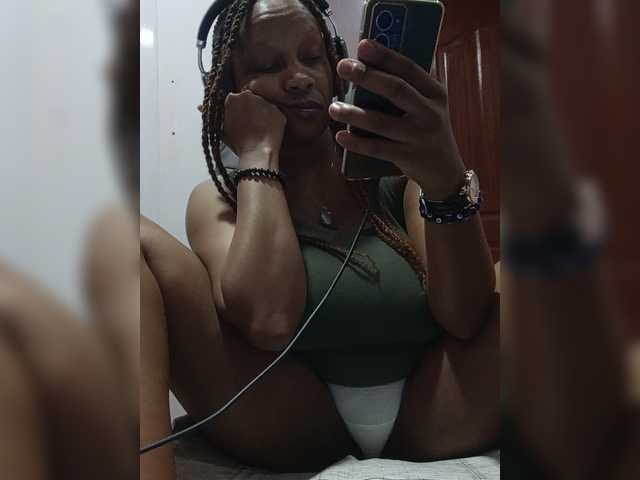 CandyLove live cam on BongaCams