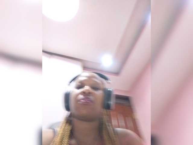 CandyLove live cam on BongaCams