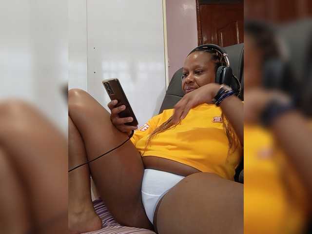 CandyLove live cam on BongaCams