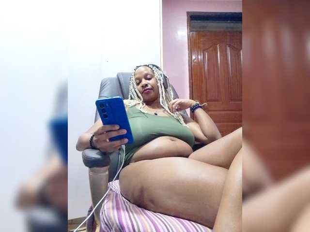 CandyLove live cam on BongaCams