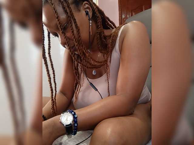 CandyLove live cam on BongaCams