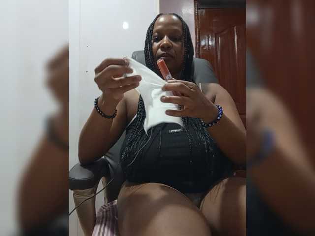 CandyLove live cam on BongaCams
