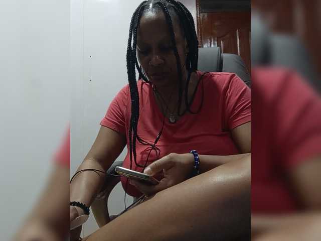 CandyLove live cam on BongaCams