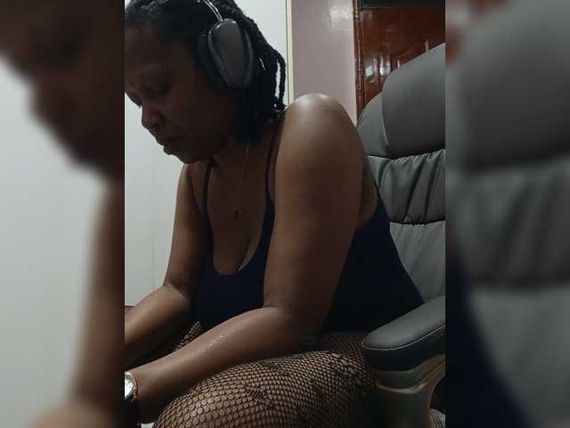 CandyLove live cam on BongaCams