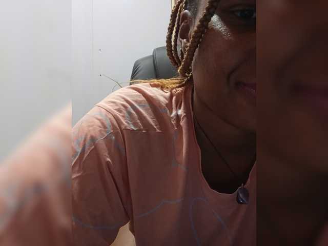 CandyLove live cam preview
