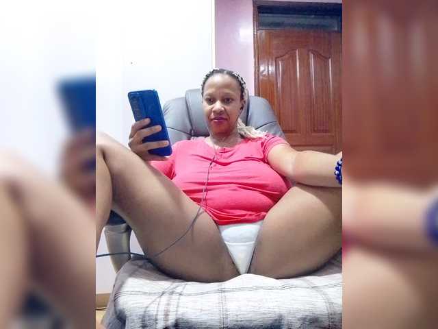 CandyLove live cam on BongaCams