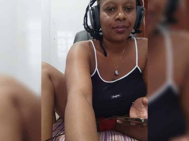CandyLove live cam on BongaCams