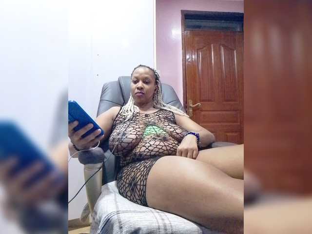 CandyLove live webcam show