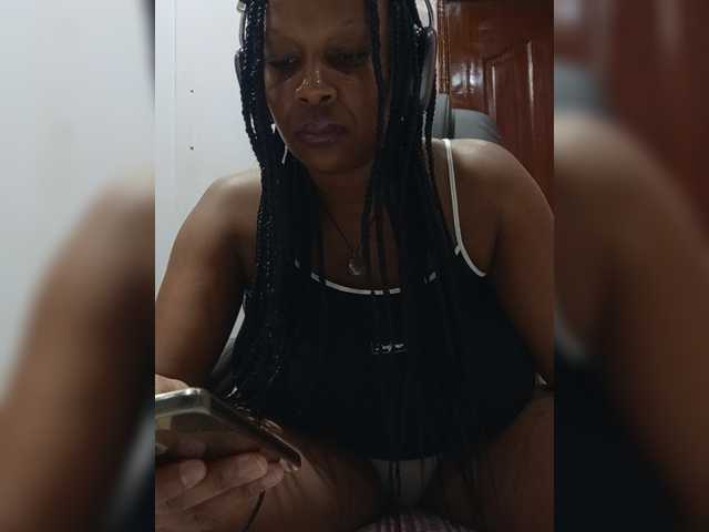 CandyLove live cam on BongaCams
